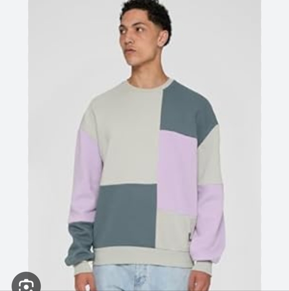 Colorblock Sweatshirt - Picture 9 of 10